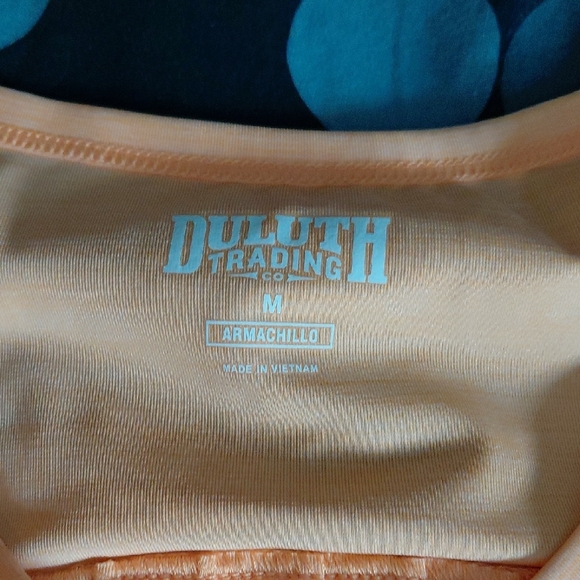 Duluth Trading Co Women's Peach/Orange Short Sleeve Tee - Picture 2 of 5